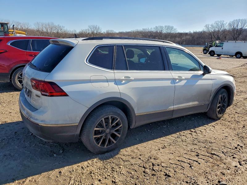 Фото 3 - VOLKSWAGEN TIGUAN