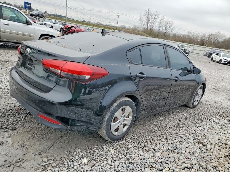 Фото 3 - KIA FORTE