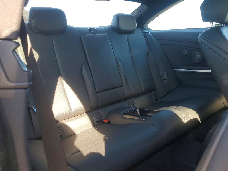 Фото 10 - BMW 4 SERIES