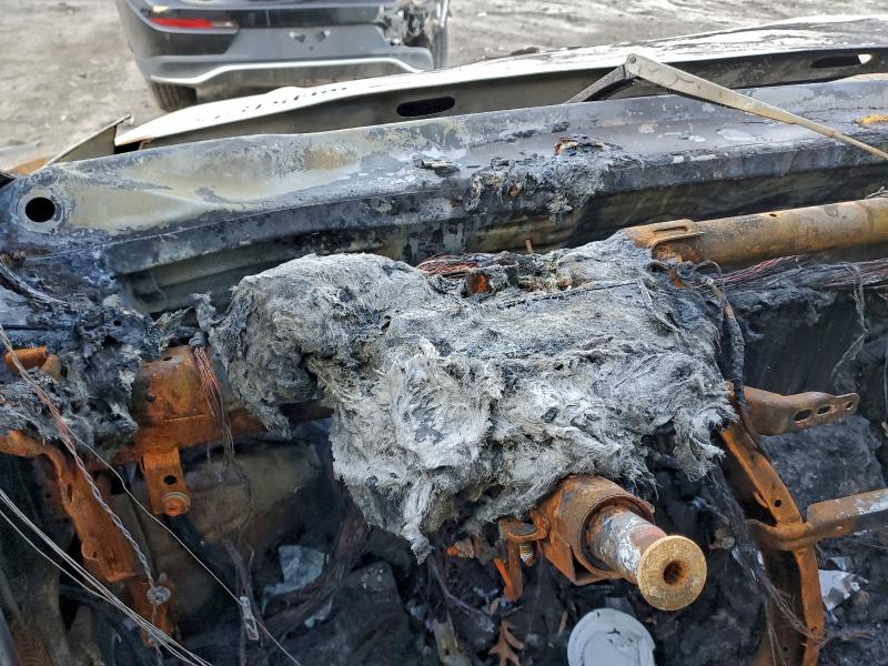 Фото 9 - VOLKSWAGEN JETTA