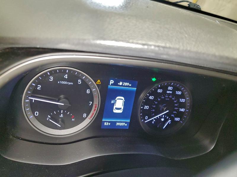 Фото 9 - HYUNDAI TUCSON