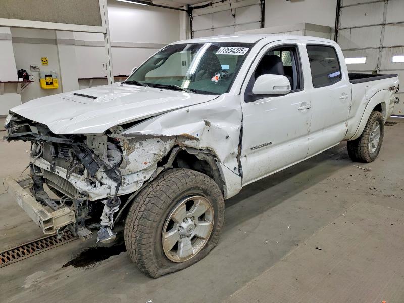 Фото 1 - TOYOTA TACOMA