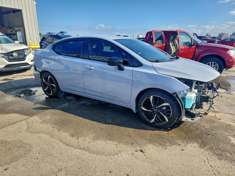 Фото 4 - NISSAN VERSA