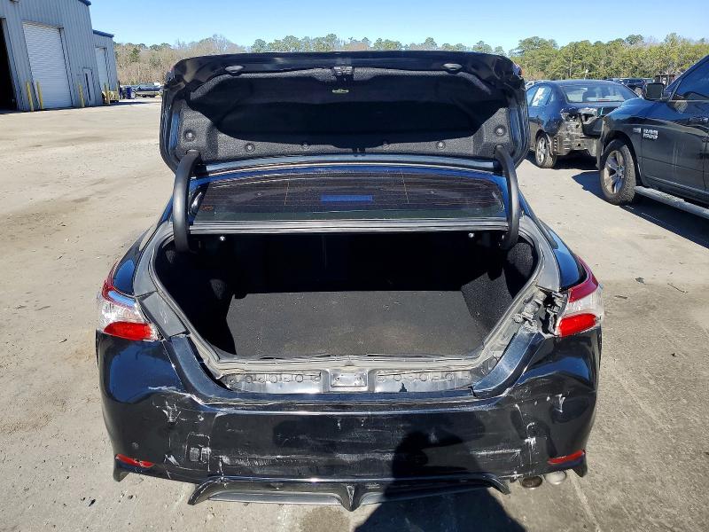 Фото 6 - TOYOTA CAMRY