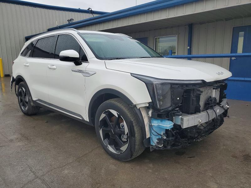 Фото 4 - KIA SORENTO