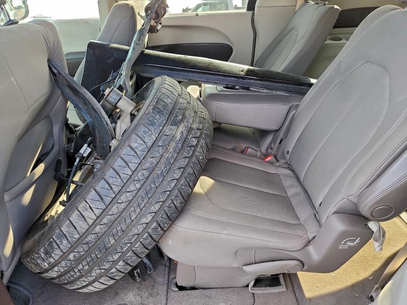 Фото 10 - CHRYSLER PACIFICA