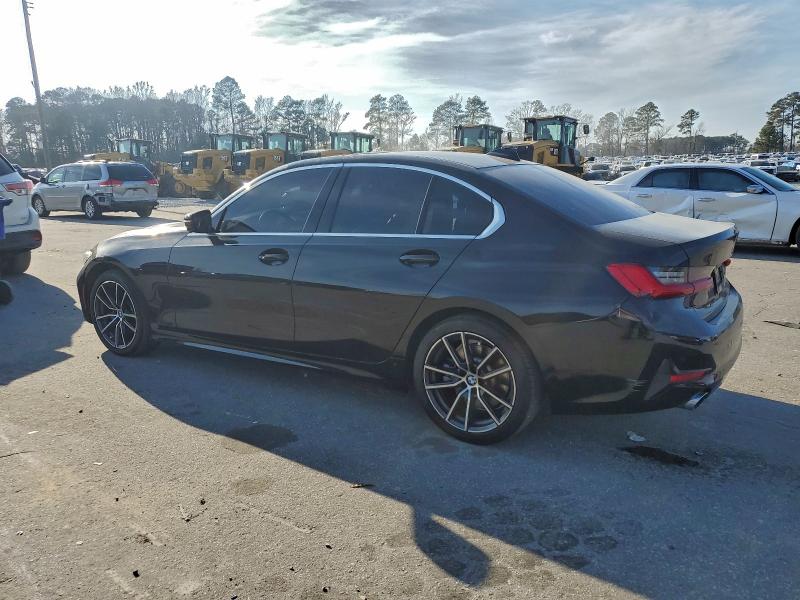 Фото 2 - BMW 3 SERIES