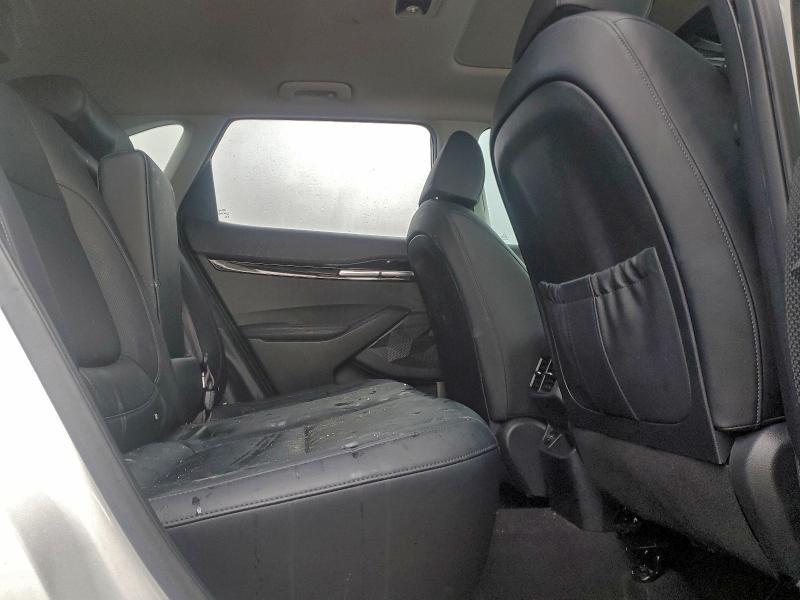 Фото 11 - KIA SELTOS