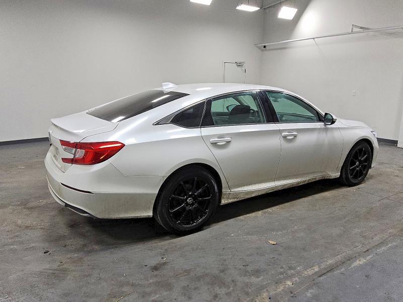 Фото 3 - HONDA ACCORD