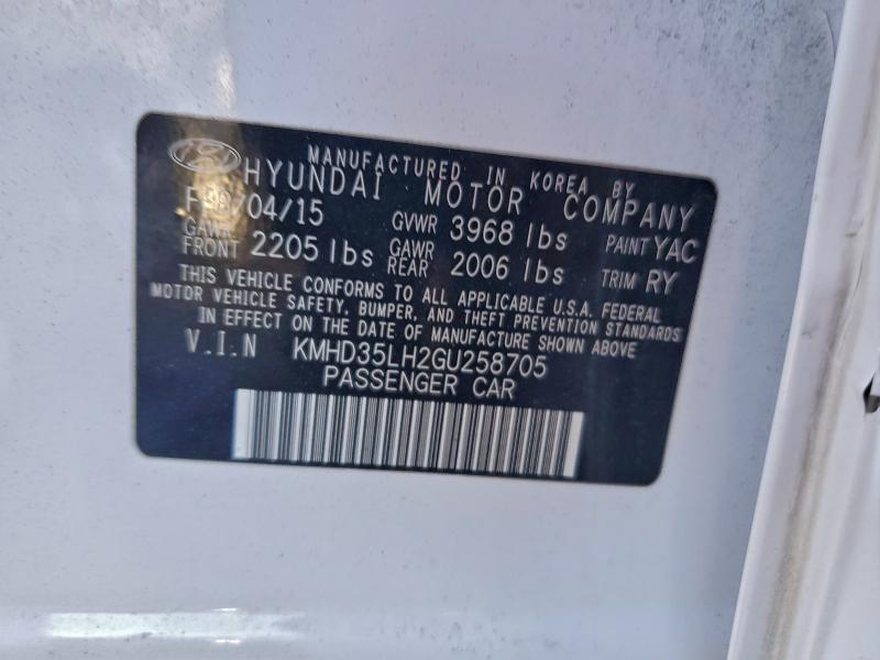 Фото 13 - HYUNDAI ELANTRA