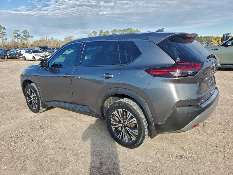 Фото 2 - NISSAN ROGUE