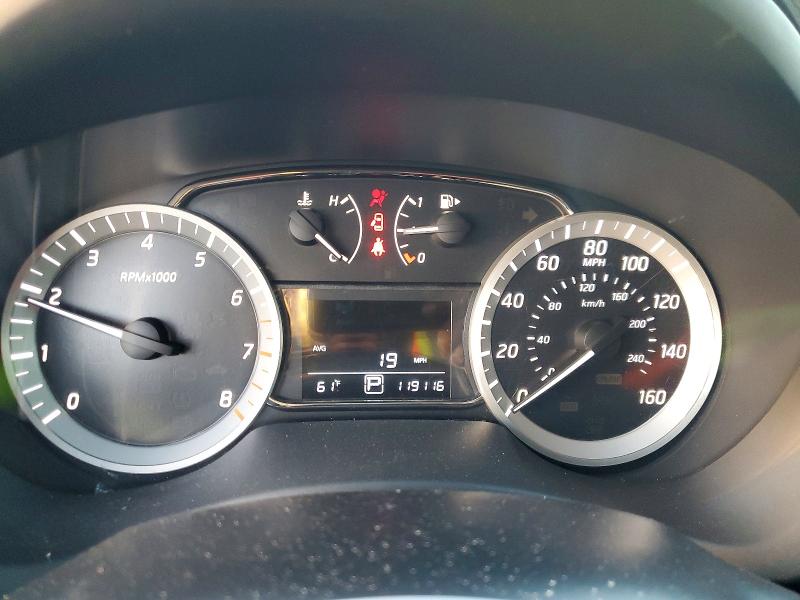 Фото 9 - NISSAN SENTRA