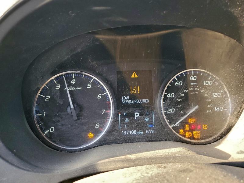 Фото 9 - MITSUBISHI OUTLANDER