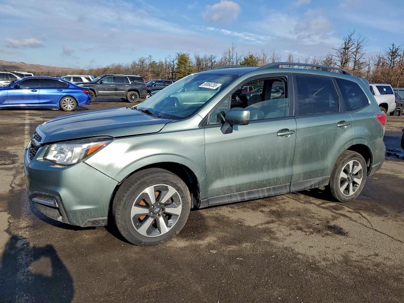 Фото 1 - SUBARU FORESTER