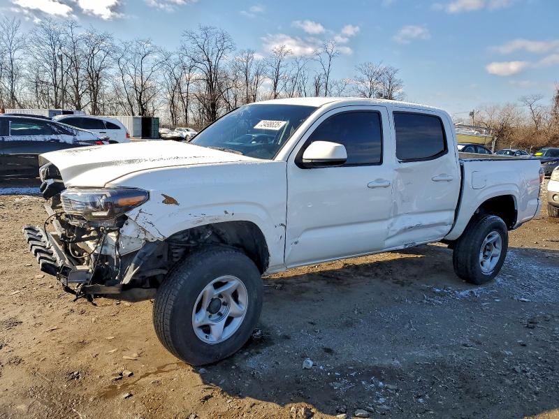 Фото 1 - TOYOTA TACOMA