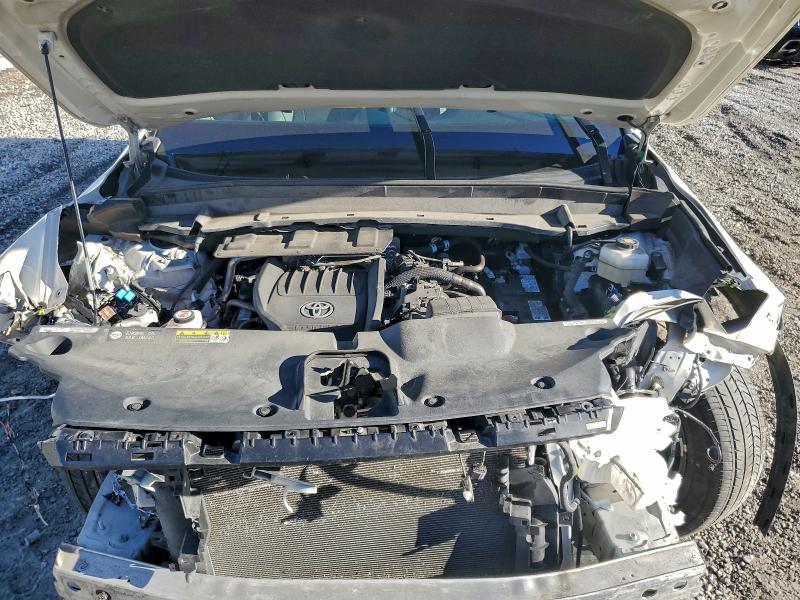 Фото 12 - TOYOTA GRAND HIGH