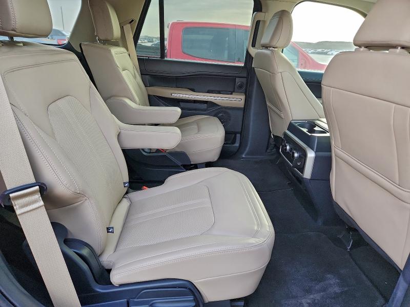 Фото 11 - FORD EXPEDITION