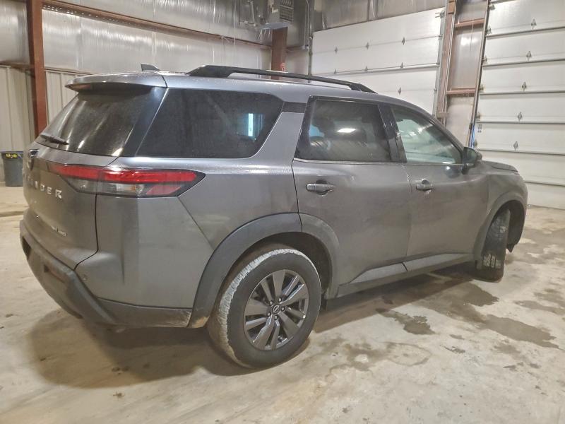 Фото 3 - NISSAN PATHFINDER