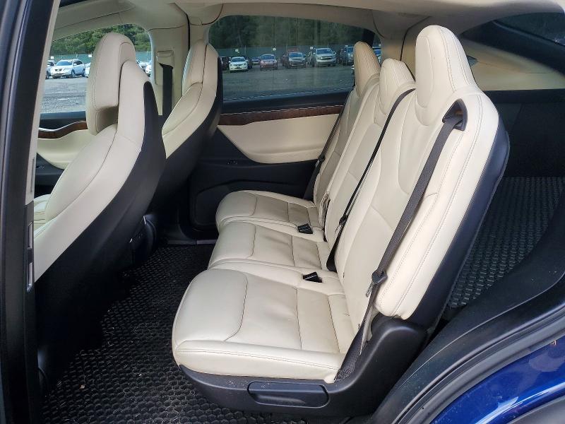 Фото 10 - TESLA MODEL X