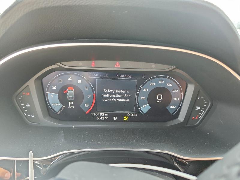 Фото 9 - AUDI Q3