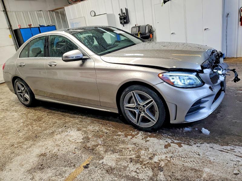 Фото 4 - MERCEDES-BENZ C-CLASS