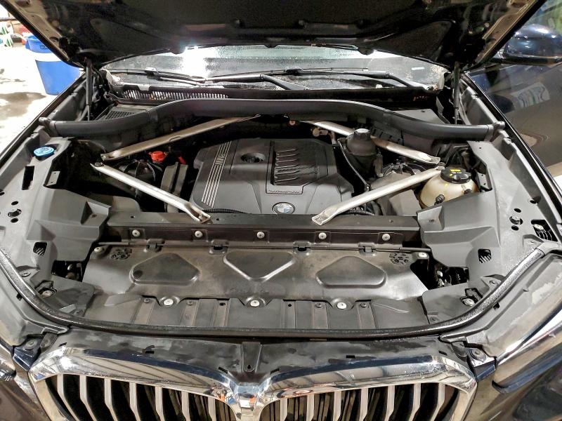 Фото 11 - BMW X5