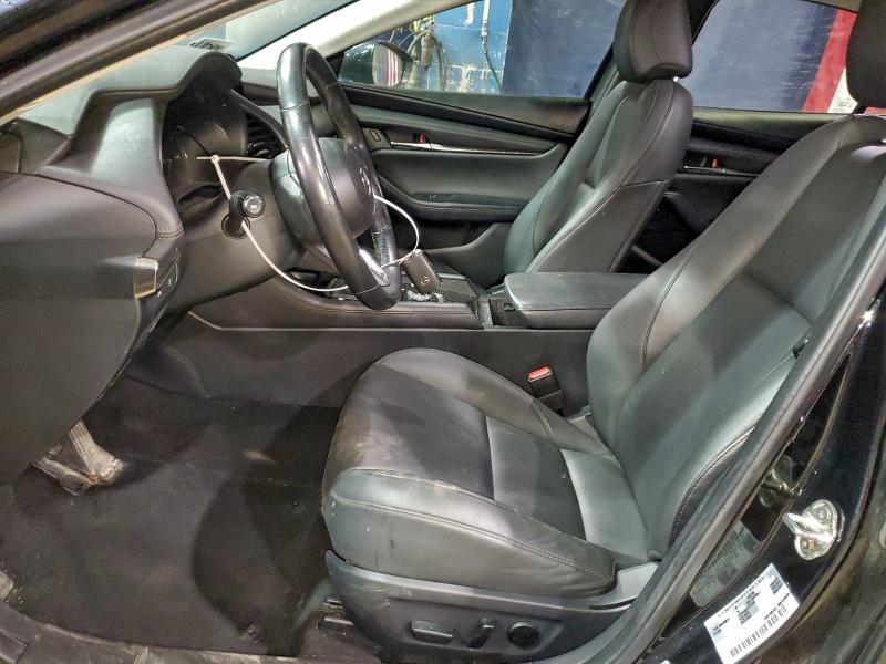 Фото 7 - MAZDA 3