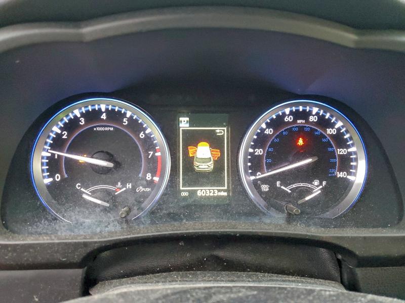 Фото 9 - TOYOTA HIGHLANDER