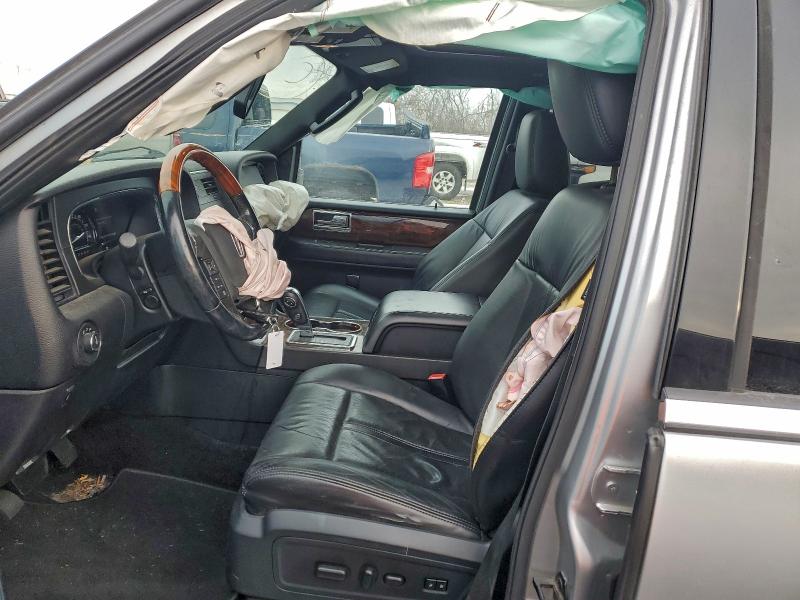 Фото 7 - LINCOLN NAVIGATOR