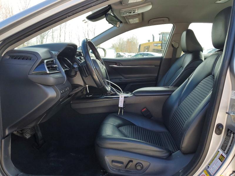 Фото 7 - TOYOTA CAMRY