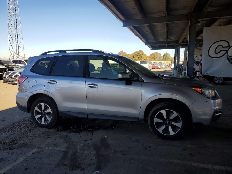 Фото 4 - SUBARU FORESTER