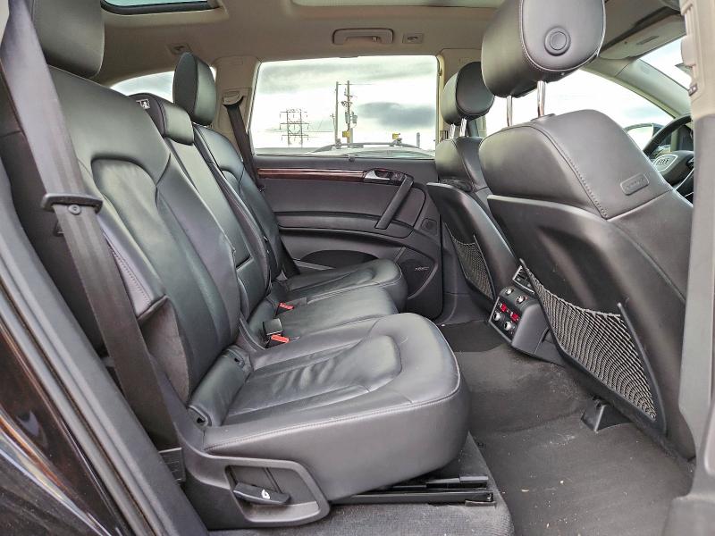 Фото 11 - AUDI Q7