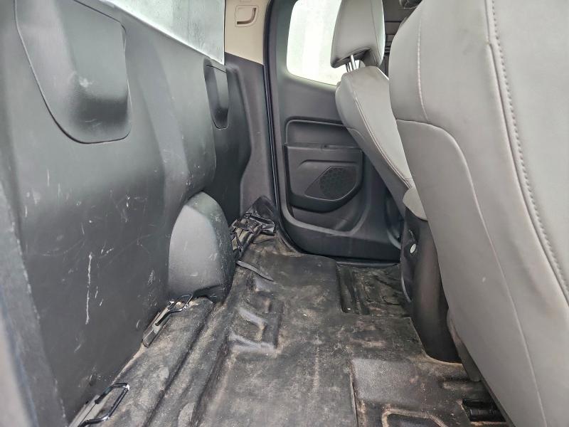 Фото 10 - CHEVROLET COLORADO