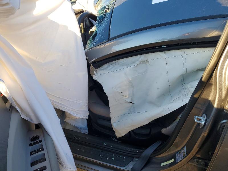 Фото 7 - HYUNDAI SONATA