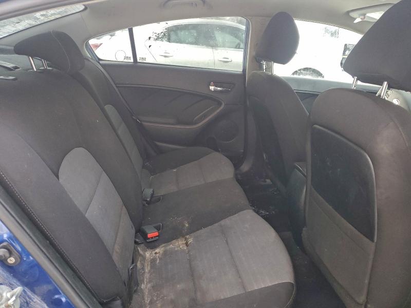 Фото 10 - KIA FORTE