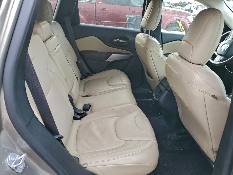 Фото 11 - JEEP GRAND CHER