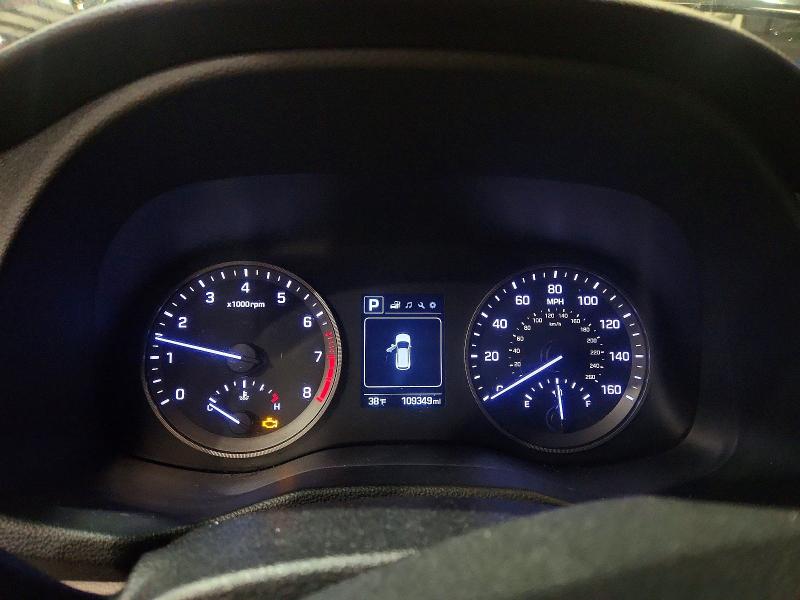 Фото 9 - HYUNDAI TUCSON