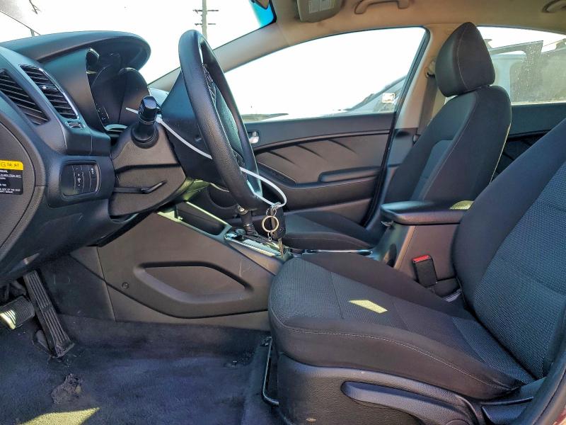 Фото 7 - KIA FORTE