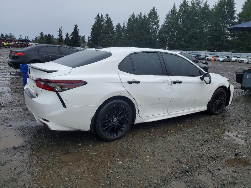 Фото 3 - TOYOTA CAMRY