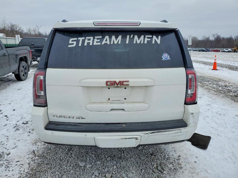 Фото 6 - GMC YUKON