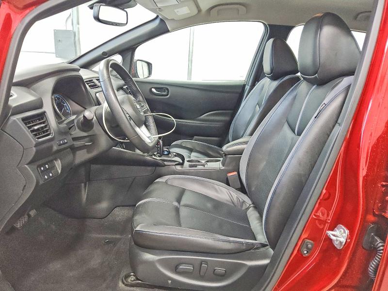 Фото 7 - NISSAN LEAF