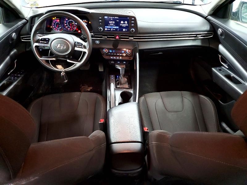 Фото 8 - HYUNDAI ELANTRA