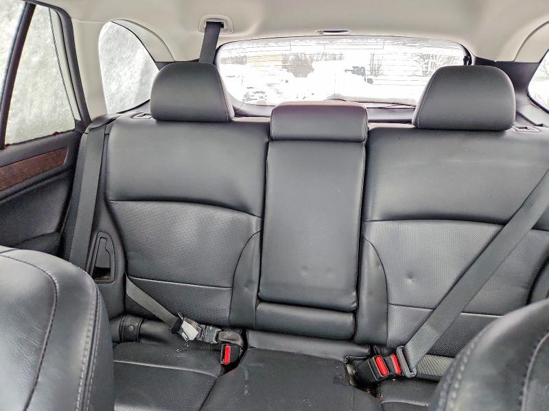 Фото 10 - SUBARU OUTBACK