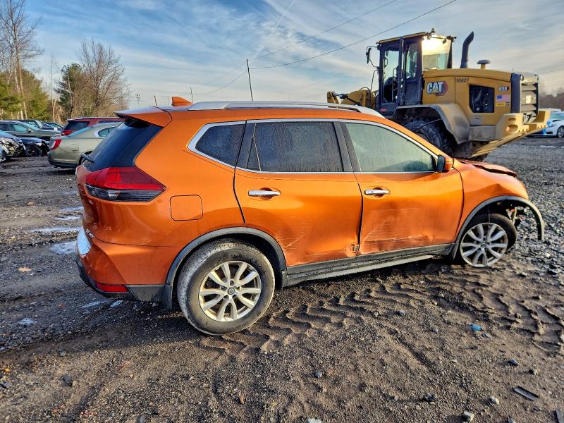 Фото 3 - NISSAN ROGUE