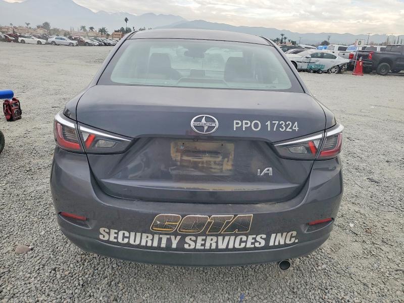 Фото 6 - TOYOTA SCION