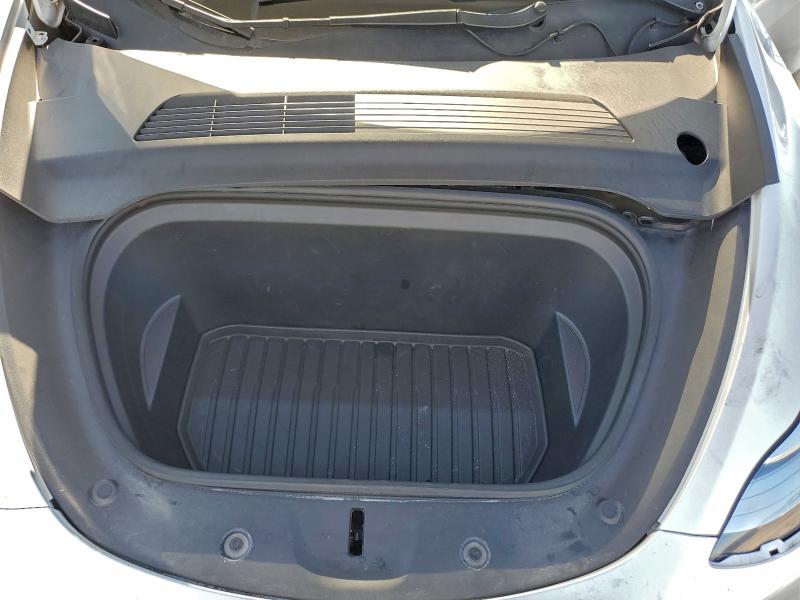 Фото 11 - TESLA MODEL Y