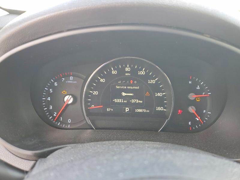 Фото 9 - KIA SORENTO