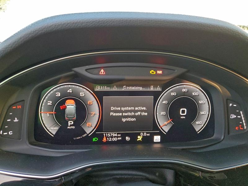 Фото 9 - AUDI Q7