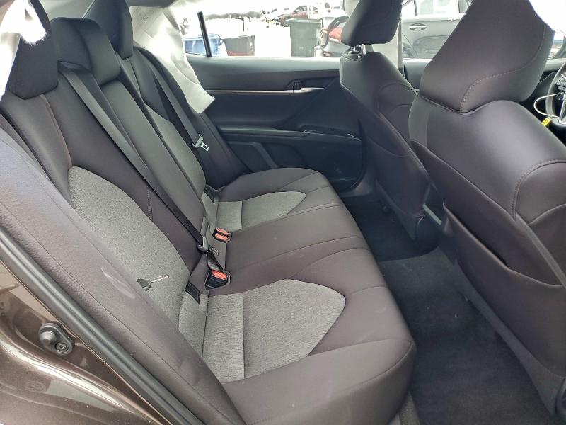 Фото 10 - TOYOTA CAMRY