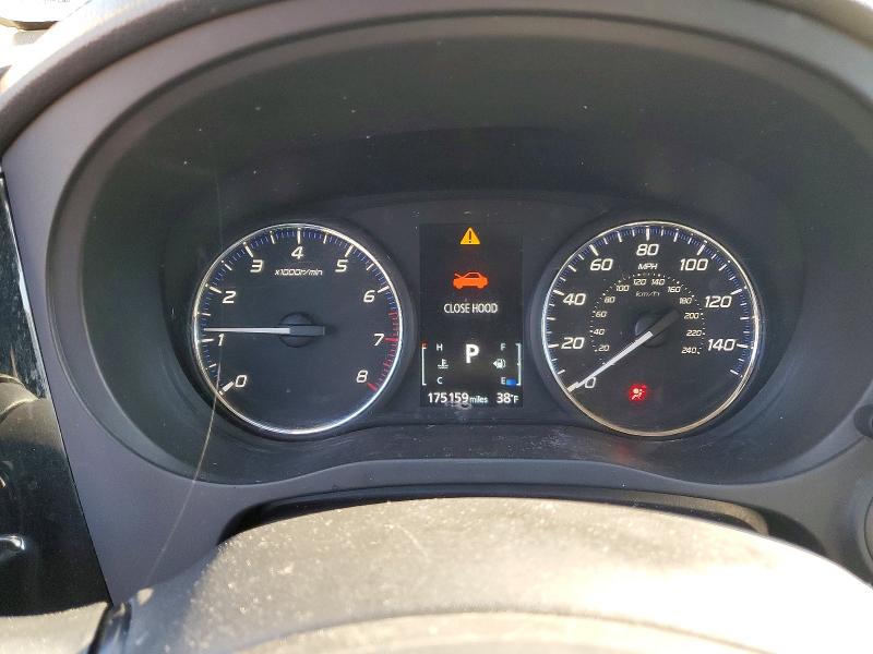 Фото 9 - MITSUBISHI OUTLANDER